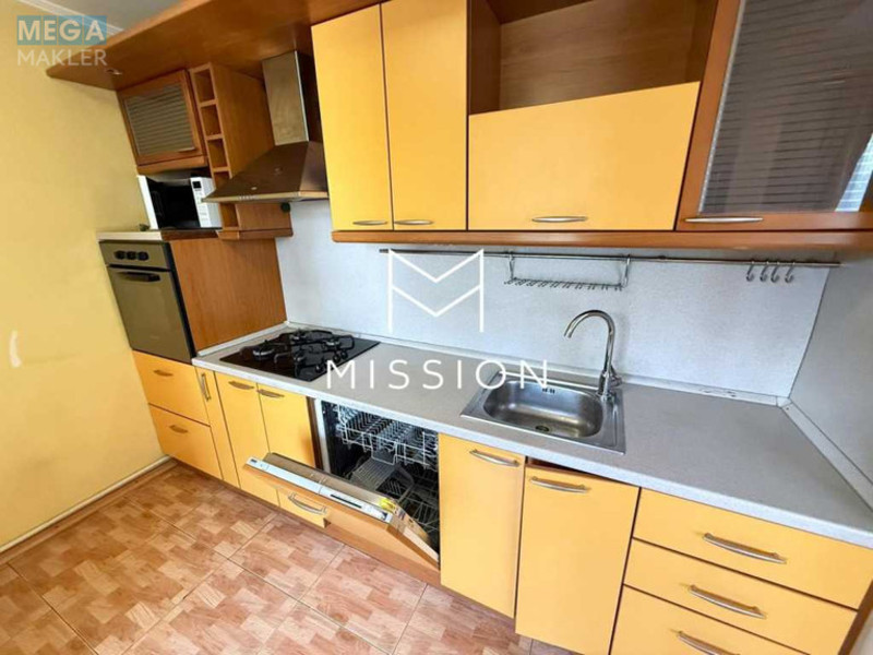 Продаж 3 кімнатної квартири (71/45,6/8), 1 пов. 16 пов. будинку, <a class="location-link" href="/kiev/" title="Недвижимость Київ">Київ</a>, <a class="location-link" href="/kiev/dneprovskij/" title="Недвижимость Дніпровський район">Дніпровський р-н</a>, Князя Романа Мстиславича вул., 8 (изображение 4)