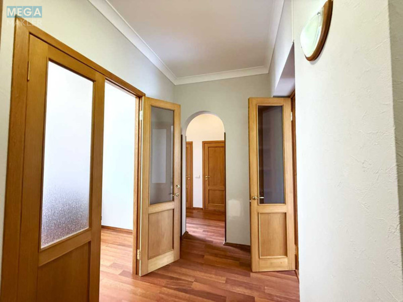 Продаж 3 кімнатної квартири (89,1/57,7/8,1), 4 пов. 6 пов. будинку, <a class="location-link" href="/kiev/" title="Недвижимость Київ">Київ</a>, <a class="location-link" href="/kiev/pecherskij/" title="Недвижимость Печерський район">Печерський р-н</a>, Банкова вул., 3 (изображение 5)