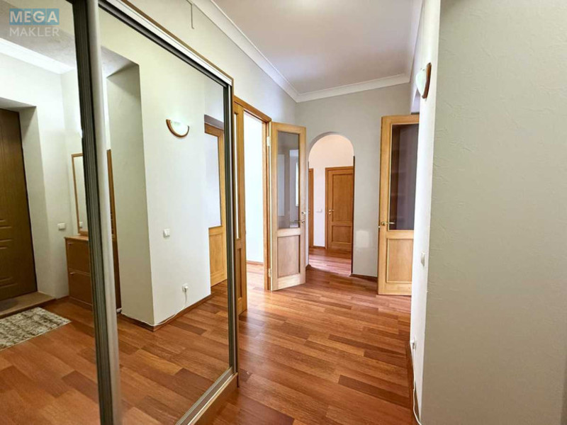 Продаж 3 кімнатної квартири (89,1/57,7/8,1), 4 пов. 6 пов. будинку, <a class="location-link" href="/kiev/" title="Недвижимость Київ">Київ</a>, <a class="location-link" href="/kiev/pecherskij/" title="Недвижимость Печерський район">Печерський р-н</a>, Банкова вул., 3 (изображение 12)
