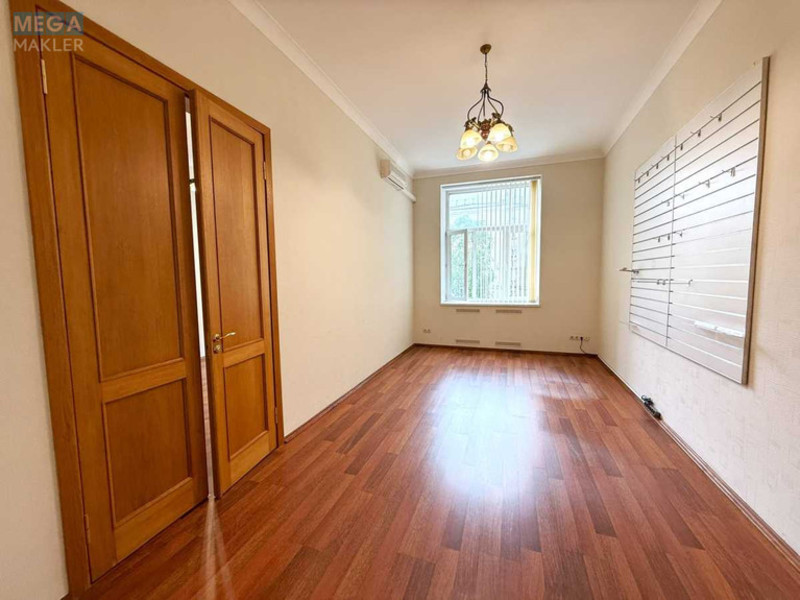 Продаж 3 кімнатної квартири (89,1/57,7/8,1), 4 пов. 6 пов. будинку, <a class="location-link" href="/kiev/" title="Недвижимость Київ">Київ</a>, <a class="location-link" href="/kiev/pecherskij/" title="Недвижимость Печерський район">Печерський р-н</a>, Банкова вул., 3 (изображение 14)