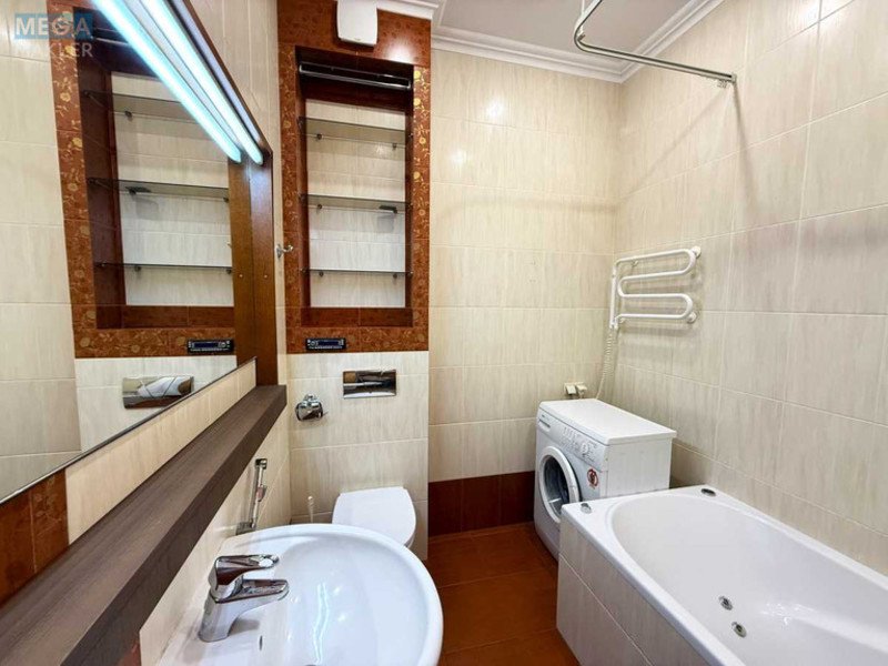 Продаж 3 кімнатної квартири (89,1/57,7/8,1), 4 пов. 6 пов. будинку, <a class="location-link" href="/kiev/" title="Недвижимость Київ">Київ</a>, <a class="location-link" href="/kiev/pecherskij/" title="Недвижимость Печерський район">Печерський р-н</a>, Банкова вул., 3 (изображение 19)