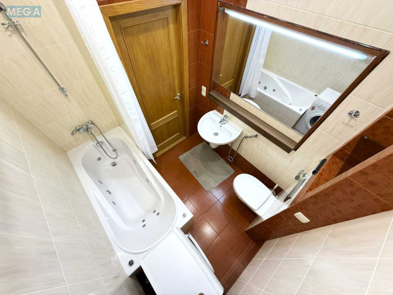 Продаж 3 кімнатної квартири (89,1/57,7/8,1), 4 пов. 6 пов. будинку, <a class="location-link" href="/kiev/" title="Недвижимость Київ">Київ</a>, <a class="location-link" href="/kiev/pecherskij/" title="Недвижимость Печерський район">Печерський р-н</a>, Банкова вул., 3 (изображение 20)
