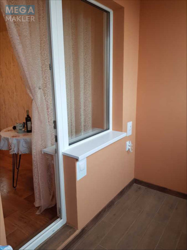 Оренда 1 кімнатної квартири, <a class="location-link" href="/kiev/" title="Недвижимость Київ">Київ</a>, <a class="location-link" href="/kiev/darnickij/" title="Недвижимость Дарницький район">Дарницький р-н</a>, Ревуцкого ул., 54 (изображение 10)