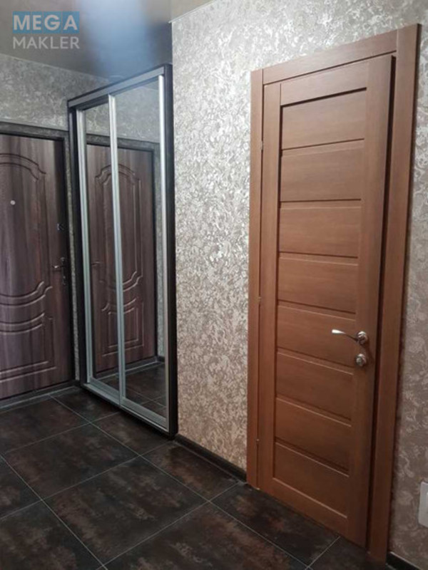 Оренда 1 кімнатної квартири, <a class="location-link" href="/kiev/" title="Недвижимость Київ">Київ</a>, <a class="location-link" href="/kiev/darnickij/" title="Недвижимость Дарницький район">Дарницький р-н</a>, Ревуцкого ул., 54 (изображение 22)