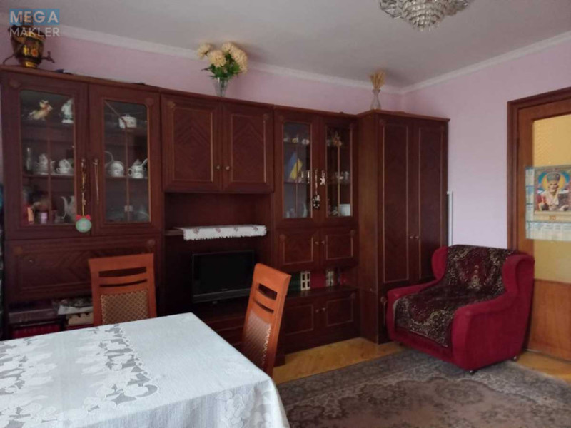 Оренда кімнати (підселення), <a class="location-link" href="/kiev/" title="Недвижимость Київ">Київ</a>, <a class="location-link" href="/kiev/darnickij/" title="Недвижимость Дарницький район">Дарницький р-н</a>, Харьковское шоссе, 55 (изображение 2)