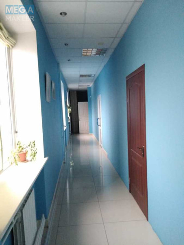 Продаж комерційної нерухомості, 896&nbsp;кв.м, <a class="location-link" href="/kiev/" title="Недвижимость Київ">Київ</a>, <a class="location-link" href="/kiev/desnyanskij/" title="Недвижимость Деснянський район">Деснянський р-н</a>, Оноре Де Бальзака ул., 333 (изображение 11)