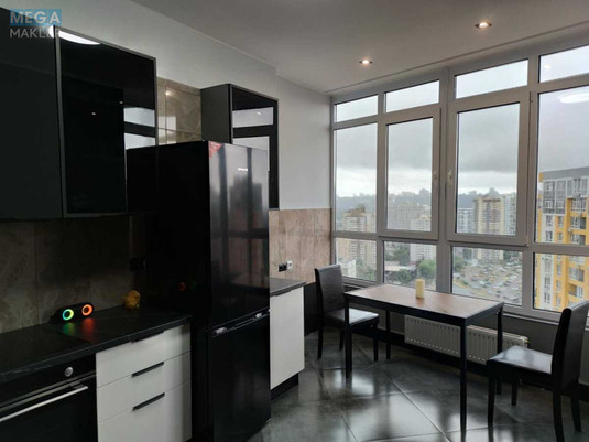 Продаж 3 кімнатної квартири (83/47/12), 25 пов. 26 пов. будинку, <a class="location-link" href="/kiev/" title="Недвижимость Київ">Київ</a>, <a class="location-link" href="/kiev/svyatoshinskij/" title="Недвижимость Святошинский район">Святошинский р-н</a>, Каховская ул., 62 (изображение 4)