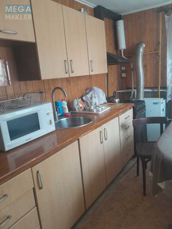 Оренда дома, <a class="location-link" href="/kiev/" title="Недвижимость Київ">Київ</a>, <a class="location-link" href="/kiev/svyatoshinskij/" title="Недвижимость Святошинський район">Святошинський р-н</a>, Узинська вул., 5 (изображение 5)