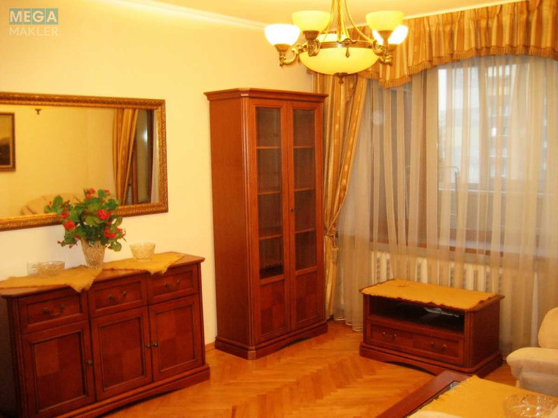 Оренда 2 кімнатної квартири, <a class="location-link" href="/kiev/" title="Недвижимость Київ">Київ</a>, <a class="location-link" href="/kiev/dneprovskij/" title="Недвижимость Дніпровський район">Дніпровський р-н</a>, Днепровская наб., 3 (изображение 6)