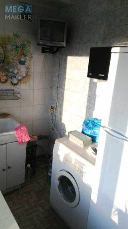 Продаж 3 кімнатної квартири (62/46/7,8), 4 пов. 5 пов. будинку, <a class="location-link" href="/kiev/" title="Недвижимость Київ">Київ</a>, <a class="location-link" href="/kiev/svyatoshinskij/" title="Недвижимость Святошинский район">Святошинский р-н</a>, Анатолія Солов’яненка вул., 11 (изображение 14)