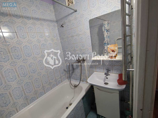 Продаж 3 кімнатної квартири (70,6/41/12), 10 пов. 10 пов. будинку, <a class="location-link" href="/kiev/" title="Недвижимость Київ">Київ</a>, <a class="location-link" href="/kiev/svyatoshinskij/" title="Недвижимость Святошинський район">Святошинський р-н</a>, Василя Стуса вул., 28 (изображение 12)