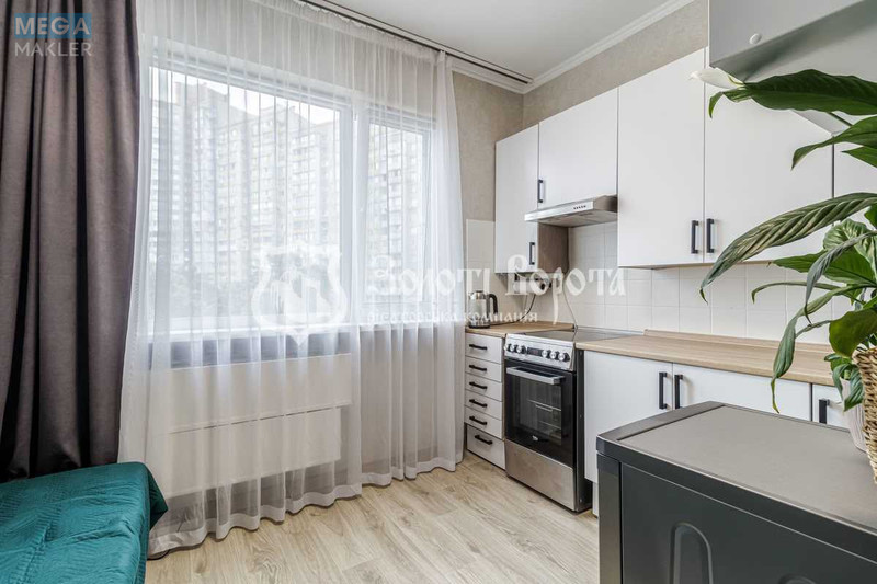 Продаж 1 кімнатної квартири (36/18/8,3), 3 пов. 23 пов. будинку, <a class="location-link" href="/kiev/" title="Недвижимость Київ">Київ</a>, <a class="location-link" href="/kiev/goloseevskij/" title="Недвижимость Голосіївський район">Голосіївський р-н</a>, Академіка Глушкова просп., 23а (изображение 5)