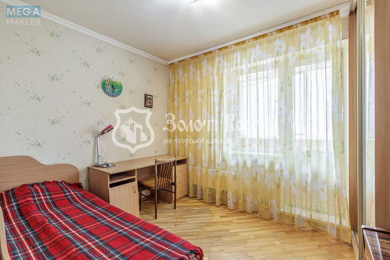 Продаж 3 кімнатної квартири (70/42/9), 10 пов. 10 пов. будинку, <a class="location-link" href="/kiev/" title="Недвижимость Київ">Київ</a>, <a class="location-link" href="/kiev/darnickij/" title="Недвижимость Дарницький район">Дарницький р-н</a>, Срібнокільська вул., 22а (изображение 7)