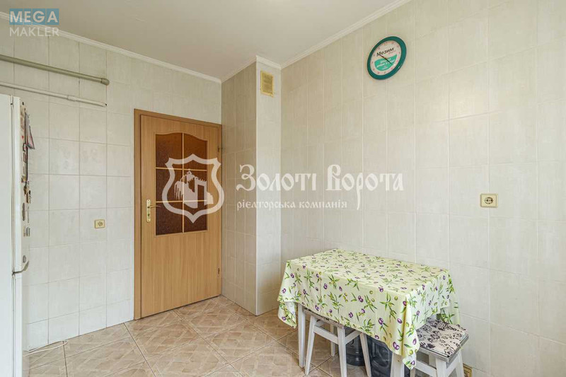 Продаж 3 кімнатної квартири (70/42/9), 10 пов. 10 пов. будинку, <a class="location-link" href="/kiev/" title="Недвижимость Київ">Київ</a>, <a class="location-link" href="/kiev/darnickij/" title="Недвижимость Дарницький район">Дарницький р-н</a>, Срібнокільська вул., 22а (изображение 13)