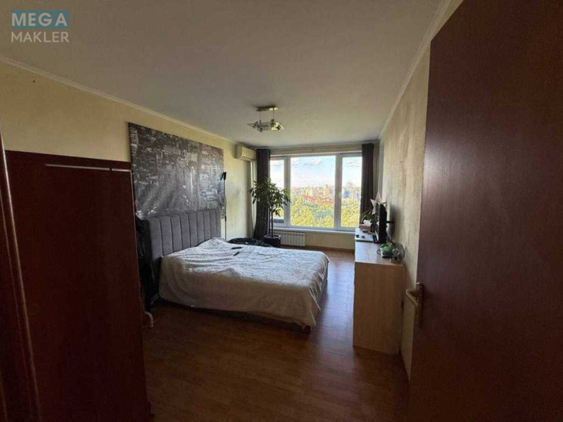 Продаж 1 кімнатної квартири (35/?/8), 11 пов. 16 пов. будинку, <a class="location-link" href="/kiev/" title="Недвижимость Київ">Київ</a>, <a class="location-link" href="/kiev/solomenskij/" title="Недвижимость Солом'янський район">Солом'янський р-н</a>, Солом`янська вул., 41 (изображение 4)