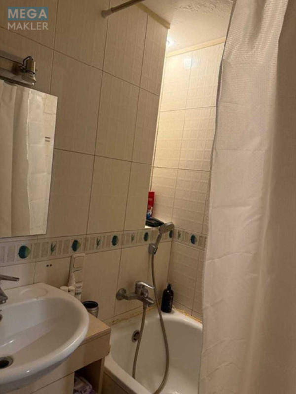 Продаж 1 кімнатної квартири (35/?/8), 11 пов. 16 пов. будинку, <a class="location-link" href="/kiev/" title="Недвижимость Київ">Київ</a>, <a class="location-link" href="/kiev/solomenskij/" title="Недвижимость Солом'янський район">Солом'янський р-н</a>, Солом`янська вул., 41 (изображение 10)