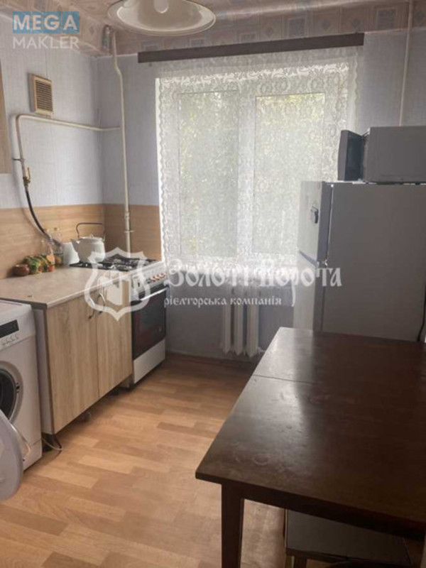 Продаж 2 кімнатної квартири (40,8/23/7,5), 4 пов. 5 пов. будинку, <a class="location-link" href="/kiev/" title="Недвижимость Київ">Київ</a>, <a class="location-link" href="/kiev/dneprovskij/" title="Недвижимость Дніпровський район">Дніпровський р-н</a>, Миру просп., 13б (изображение 3)