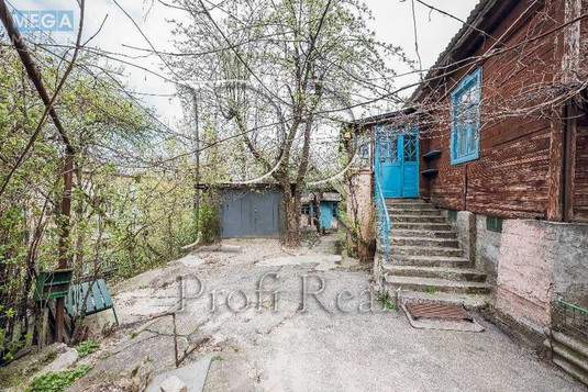 Продаж дома, 1&nbsp; поверх, 70&nbsp;кв.м, 3&nbsp;кімнати, ділянка 5&nbsp;соток, <a class="location-link" href="/kiev/" title="Недвижимость Київ">Київ</a>, <a class="location-link" href="/kiev/pecherskij/" title="Недвижимость Печерський район">Печерський р-н</a>, Ясеневий пров., 6 (изображение 2)