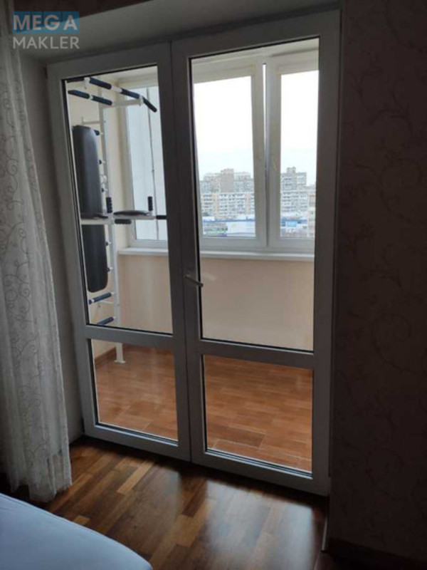 Оренда 2 кімнатної квартири, <a class="location-link" href="/kiev/" title="Недвижимость Київ">Київ</a>, <a class="location-link" href="/kiev/darnickij/" title="Недвижимость Дарницький район">Дарницький р-н</a>, Ревуцкого ул., 21 (изображение 11)