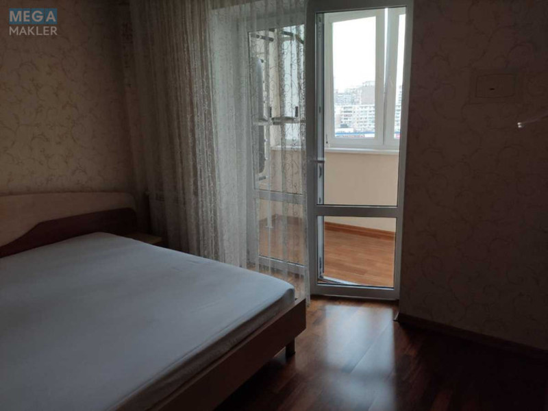 Оренда 2 кімнатної квартири, <a class="location-link" href="/kiev/" title="Недвижимость Київ">Київ</a>, <a class="location-link" href="/kiev/darnickij/" title="Недвижимость Дарницький район">Дарницький р-н</a>, Ревуцкого ул., 21 (изображение 12)