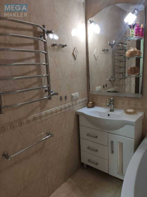 Оренда 2 кімнатної квартири, <a class="location-link" href="/kiev/" title="Недвижимость Київ">Київ</a>, <a class="location-link" href="/kiev/darnickij/" title="Недвижимость Дарницький район">Дарницький р-н</a>, Ревуцкого ул., 21 (изображение 14)