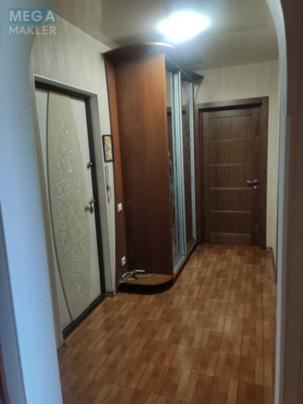 Оренда 2 кімнатної квартири, <a class="location-link" href="/kiev/" title="Недвижимость Київ">Київ</a>, <a class="location-link" href="/kiev/darnickij/" title="Недвижимость Дарницький район">Дарницький р-н</a>, Ревуцкого ул., 21 (изображение 22)