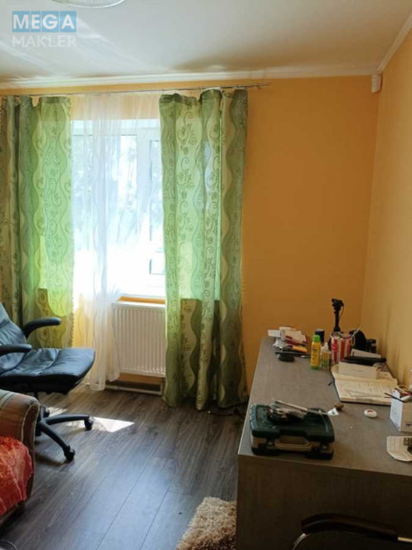 Продаж дома, 1&nbsp; поверх, 130&nbsp;кв.м, 4&nbsp;кімнати, ділянка 13&nbsp;соток, <a class="location-link" href="/petrovskoe-selo-kv-borispolskij-rajon/" title="Недвижимость Петропавлівське">Петропавловское</a>, Левадная (изображение 6)