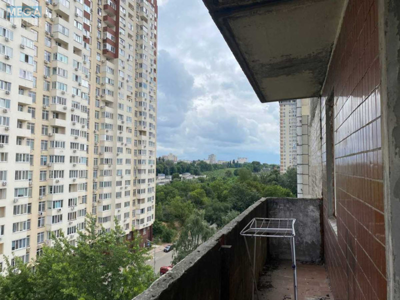 Продаж 1 кімнатної квартири (42/19/7), 9 пов. 9 пов. будинку, <a class="location-link" href="/kiev/" title="Недвижимость Київ">Київ</a>, <a class="location-link" href="/kiev/solomenskij/" title="Недвижимость Солом'янський район">Солом'янський р-н</a>, Татьяны Яблонской ул., 1 (изображение 4)