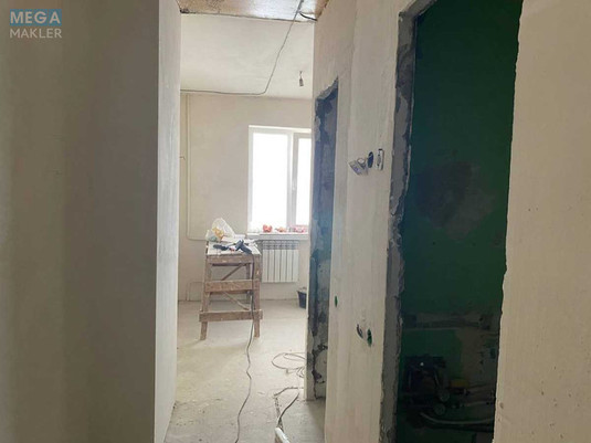 Продаж 1 кімнатної квартири (42/19/7), 9 пов. 9 пов. будинку, <a class="location-link" href="/kiev/" title="Недвижимость Київ">Київ</a>, <a class="location-link" href="/kiev/solomenskij/" title="Недвижимость Солом'янський район">Солом'янський р-н</a>, Татьяны Яблонской ул., 1 (изображение 9)