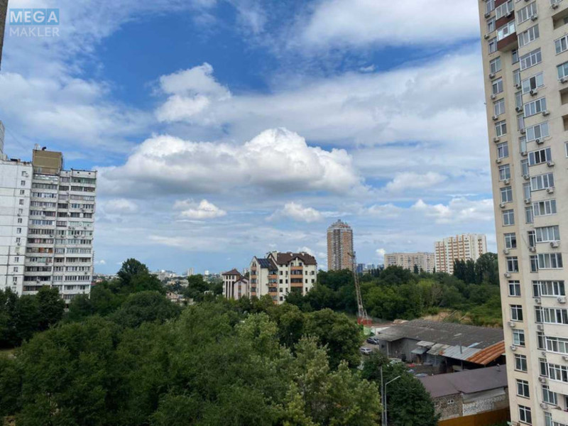 Продаж 1 кімнатної квартири (42/19/7), 9 пов. 9 пов. будинку, <a class="location-link" href="/kiev/" title="Недвижимость Київ">Київ</a>, <a class="location-link" href="/kiev/solomenskij/" title="Недвижимость Солом'янський район">Солом'янський р-н</a>, Татьяны Яблонской ул., 1 (изображение 10)