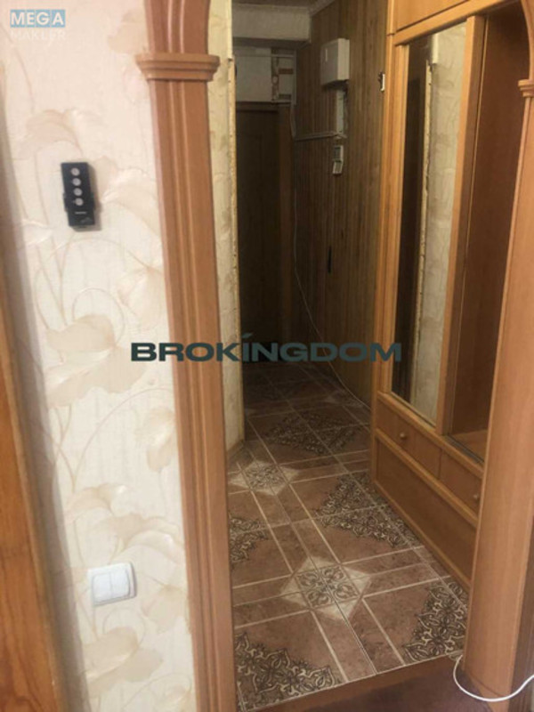 Продаж 2 кімнатної квартири (45,3/?/9), 2 пов. 5 пов. будинку, <a class="location-link" href="/kiev/" title="Недвижимость Київ">Київ</a>, <a class="location-link" href="/kiev/podolskij/" title="Недвижимость Подільський район">Подільський р-н</a>, Салютная вул., 5 (изображение 15)