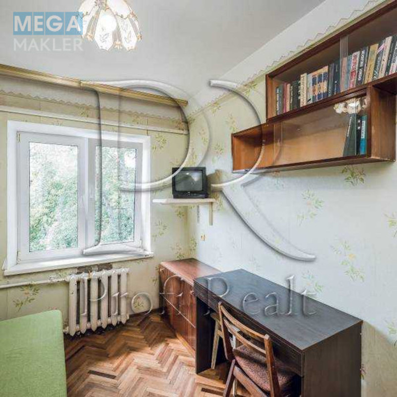 Продаж 2 кімнатної квартири (39/18/7), 5 пов. 5 пов. будинку, <a class="location-link" href="/kiev/" title="Недвижимость Київ">Київ</a>, <a class="location-link" href="/kiev/solomenskij/" title="Недвижимость Солом'янський район">Солом'янський р-н</a>, Академика Шалимова, 11А (изображение 9)
