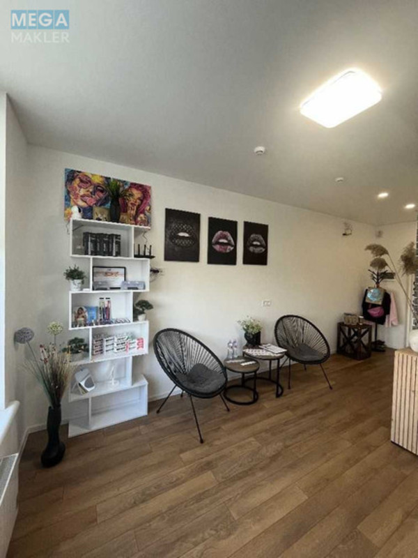 Продаж комерційної нерухомості, 20&nbsp;кв.м, <a class="location-link" href="/kiev/" title="Недвижимость Київ">Київ</a>, <a class="location-link" href="/kiev/svyatoshinskij/" title="Недвижимость Святошинський район">Святошинський р-н</a>, Василя Стуса вул., 35б (изображение 3)