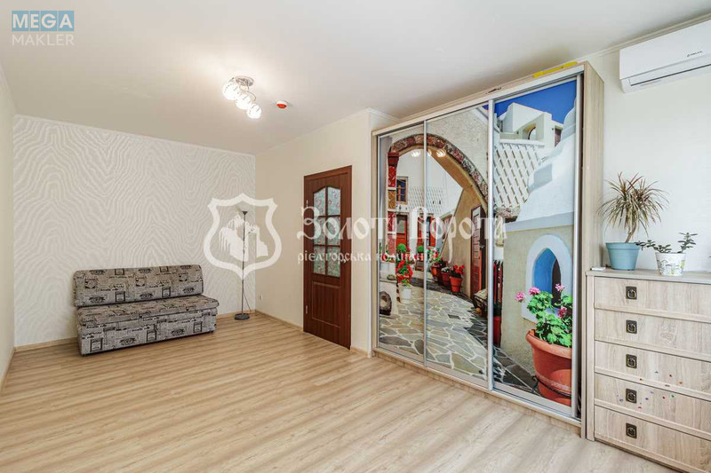 Продаж 1 кімнатної квартири (38/17/9), 12 пов. 25 пов. будинку, <a class="location-link" href="/kiev/" title="Недвижимость Київ">Київ</a>, <a class="location-link" href="/kiev/darnickij/" title="Недвижимость Дарницький район">Дарницький р-н</a>, Софії Русової вул., 3в (изображение 3)