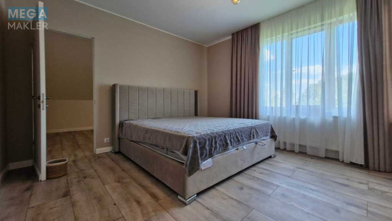Продаж дома, 2&nbsp;поверху, 180&nbsp;кв.м, 4&nbsp;кімнати, ділянка 10&nbsp;соток, <a class="location-link" href="/zastugna/" title="Недвижимость Застугна">Застугна</a>, Лесі Українки (изображение 20)