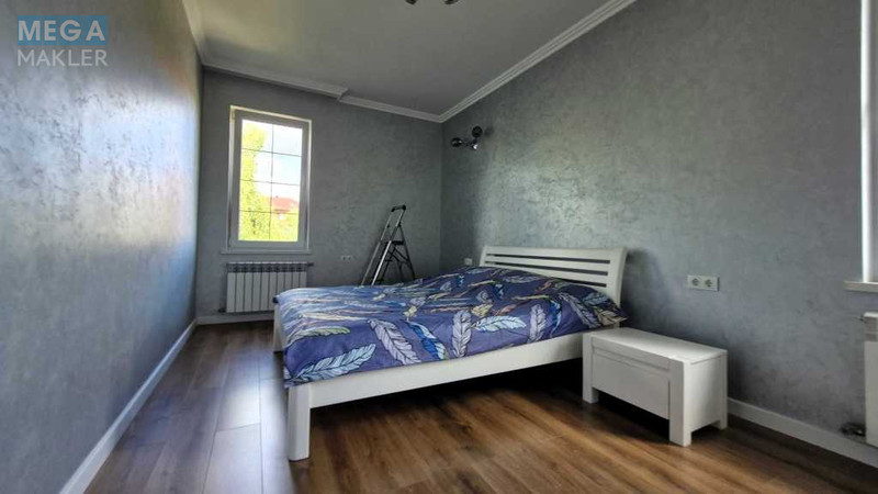 Продаж дома, 3&nbsp;поверху, 296&nbsp;кв.м, 7&nbsp;кімнат, ділянка 12&nbsp;соток, <a class="location-link" href="/mihajlovka-rubezhovka/" title="Недвижимость Михайлівка-Рубежівка">Михайлівка-Рубежівка</a>, Абрикосова (изображение 16)