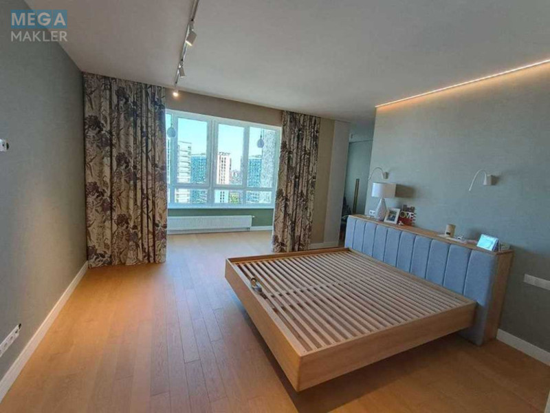 Продаж 3 кімнатної квартири (143/93/45), 21 пов. 28 пов. будинку, <a class="location-link" href="/kiev/" title="Недвижимость Київ">Київ</a>, <a class="location-link" href="/kiev/dneprovskij/" title="Недвижимость Дніпровський район">Дніпровський р-н</a>, Ованеса Туманяна вул., 15а (изображение 12)