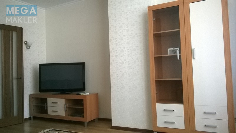 Оренда 3 кімнатної квартири, стандарт, <a class="location-link" href="/kiev/" title="Недвижимость Київ">Київ</a>, <a class="location-link" href="/kiev/darnickij/" title="Недвижимость Дарницький район">Дарницький р-н</a>, вул. Дніпровська набережна ( <img src="https://megamakler.com.ua/metro/00ff00.gif" alt="" class="metro" /> м. Осокорки, 3 хв ) (изображение 4)