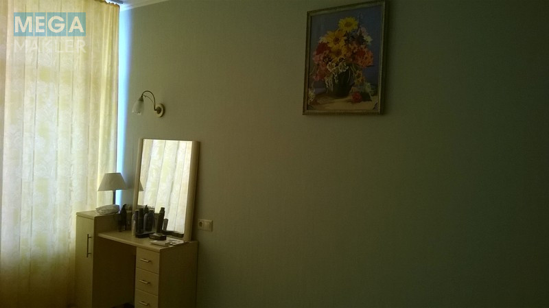 Оренда 3 кімнатної квартири, стандарт, <a class="location-link" href="/kiev/" title="Недвижимость Київ">Київ</a>, <a class="location-link" href="/kiev/darnickij/" title="Недвижимость Дарницький район">Дарницький р-н</a>, вул. Дніпровська набережна ( <img src="https://megamakler.com.ua/metro/00ff00.gif" alt="" class="metro" /> м. Осокорки, 3 хв ) (изображение 10)