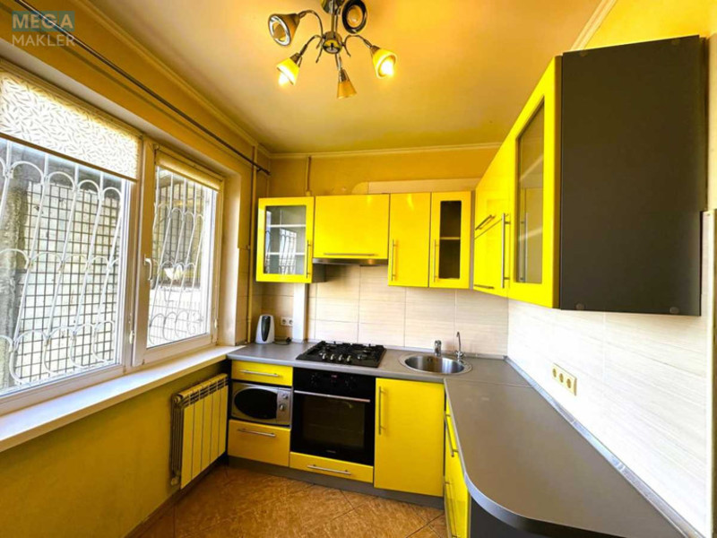 Продаж 3 кімнатної квартири (66/40/7,5), 10 пов. 12 пов. будинку, <a class="location-link" href="/kiev/" title="Недвижимость Київ">Київ</a>, <a class="location-link" href="/kiev/svyatoshinskij/" title="Недвижимость Святошинский район">Святошинский р-н</a>, Дарницький бульв., 7 (изображение 5)