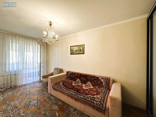 Продаж 3 кімнатної квартири (66/40/7,5), 10 пов. 12 пов. будинку, <a class="location-link" href="/kiev/" title="Недвижимость Київ">Київ</a>, <a class="location-link" href="/kiev/dneprovskij/" title="Недвижимость Дніпровський район">Дніпровський р-н</a>, Дарницький бульв., 7 (изображение 10)