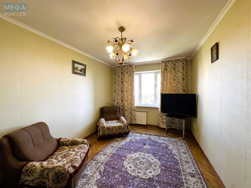 Продаж 3 кімнатної квартири (66/40/7,5), 10 пов. 12 пов. будинку, <a class="location-link" href="/kiev/" title="Недвижимость Київ">Київ</a>, <a class="location-link" href="/kiev/svyatoshinskij/" title="Недвижимость Святошинский район">Святошинский р-н</a>, Дарницький бульв., 7 (изображение 14)