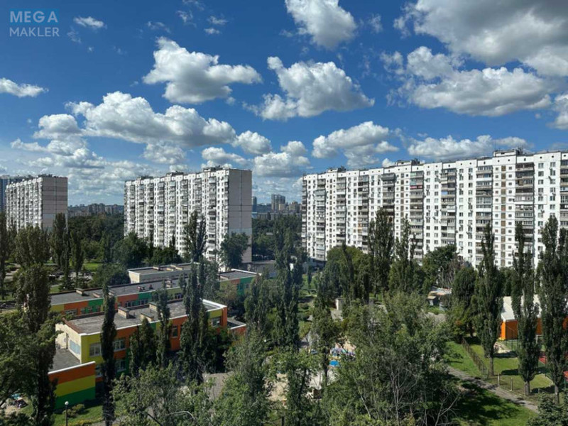 Продаж 3 кімнатної квартири (66/40/7,5), 10 пов. 12 пов. будинку, <a class="location-link" href="/kiev/" title="Недвижимость Київ">Київ</a>, <a class="location-link" href="/kiev/svyatoshinskij/" title="Недвижимость Святошинский район">Святошинский р-н</a>, Дарницький бульв., 7 (изображение 21)
