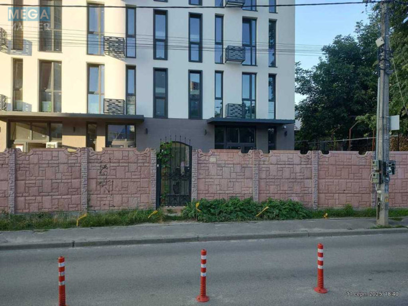 Оренда комерційної нерухомості, 90&nbsp;кв.м, под магазин, <a class="location-link" href="/kiev/" title="Недвижимость Київ">Київ</a>, <a class="location-link" href="/kiev/svyatoshinskij/" title="Недвижимость Святошинський район">Святошинський р-н</a>, Осіння вул., 28 (изображение 7)