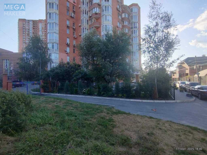 Оренда комерційної нерухомості, 90&nbsp;кв.м, под магазин, <a class="location-link" href="/kiev/" title="Недвижимость Київ">Київ</a>, <a class="location-link" href="/kiev/svyatoshinskij/" title="Недвижимость Святошинський район">Святошинський р-н</a>, Осіння вул., 28 (изображение 8)