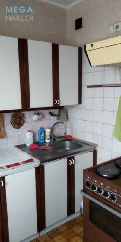 Оренда кімнати (підселення), <a class="location-link" href="/kiev/" title="Недвижимость Київ">Київ</a>, <a class="location-link" href="/kiev/goloseevskij/" title="Недвижимость Голосіївський район">Голосіївський р-н</a>, Академіка Глушкова просп., 23 (изображение 4)