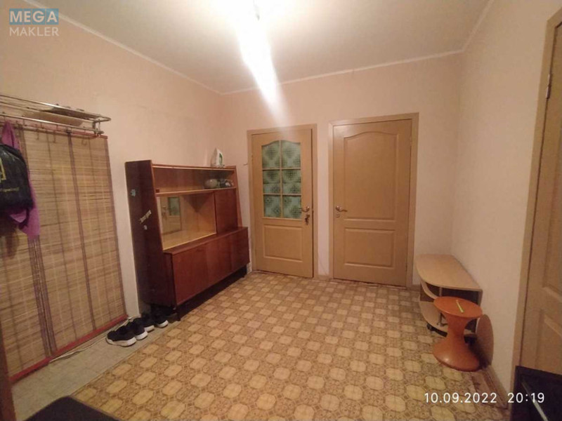 Оренда кімнати (підселення), <a class="location-link" href="/kiev/" title="Недвижимость Київ">Київ</a>, <a class="location-link" href="/kiev/goloseevskij/" title="Недвижимость Голосіївський район">Голосіївський р-н</a>, Академіка Глушкова просп., 23 (изображение 7)
