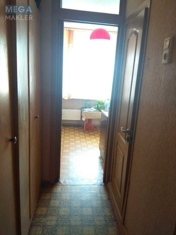 Оренда кімнати (підселення), <a class="location-link" href="/kiev/" title="Недвижимость Київ">Київ</a>, <a class="location-link" href="/kiev/goloseevskij/" title="Недвижимость Голосіївський район">Голосіївський р-н</a>, Академіка Глушкова просп., 23 (изображение 9)