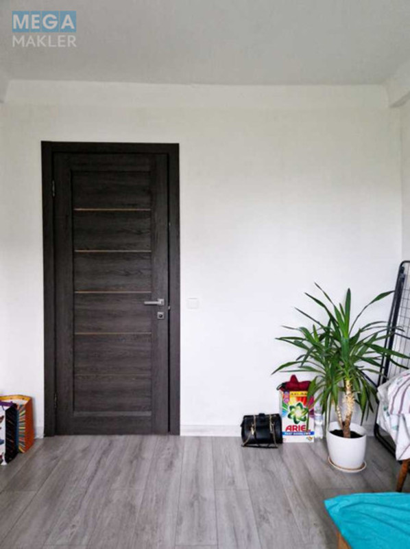 Продаж 3 кімнатної квартири (59/40/7), 4 пов. 9 пов. будинку, <a class="location-link" href="/kiev/" title="Недвижимость Київ">Київ</a>, <a class="location-link" href="/kiev/obolonskij/" title="Недвижимость Оболонський район">Оболонський р-н</a>, Иорданская ул., 18 (изображение 8)