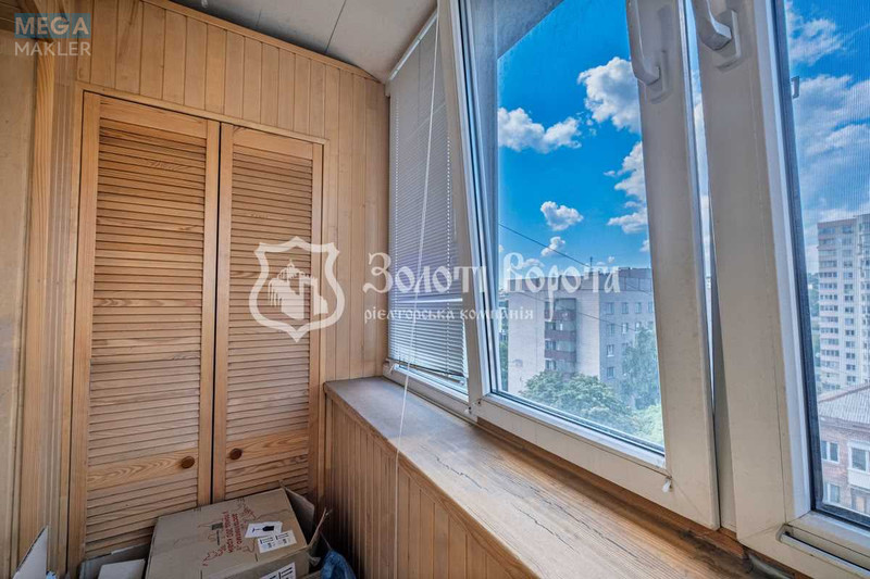 Продаж 1 кімнатної квартири (27/14/6), 8 пов. 9 пов. будинку, <a class="location-link" href="/kiev/" title="Недвижимость Київ">Київ</a>, <a class="location-link" href="/kiev/goloseevskij/" title="Недвижимость Голосіївський район">Голосіївський р-н</a>, Жилянська вул., 76 (изображение 9)